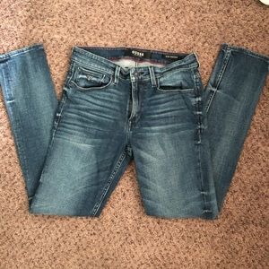 Guess Slim Tapered Jeans